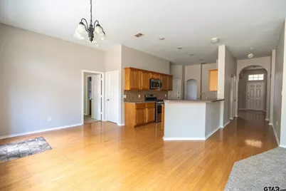 625 Winding Brook Trl, Tyler, TX 75703 - Photo 13