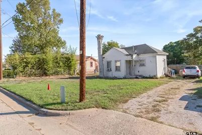 918 N Jefferson Street, Lancaster, TX 75134 - Photo 9