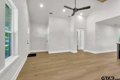 405 Short St, Troup, TX 75789 - Photo 7