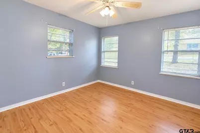 2201 Jackie Ave, Tyler, TX 75701 - Photo 11