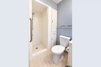2201 Jackie Ave, Tyler, TX 75701 - Photo 13