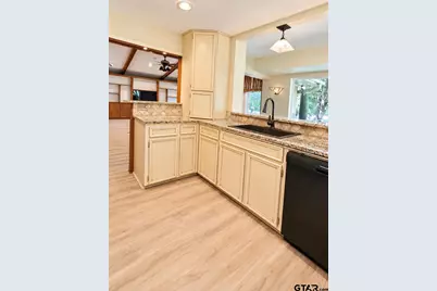 23228 Bay Side Cir, Bullard, TX 75757 - Photo 13