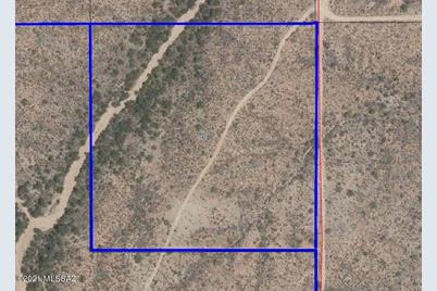 7255 Bucking Horse Road - Photo 1