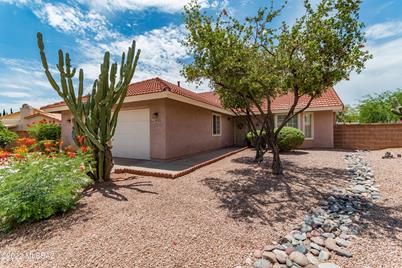 10221 N Tarheel Place - Photo 1