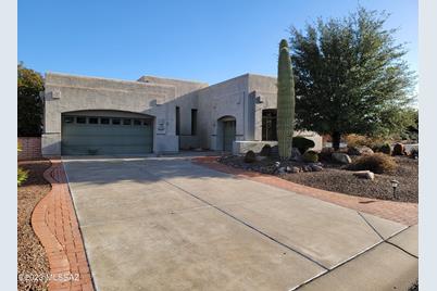 2501 E Ensign Way, Green Valley, AZ 85614 - Photo 1