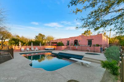 5408 E Presidio Road, Tucson, AZ 85712 - Photo 1