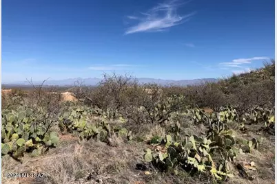 18285 Via Loma Del Venado, Vail, AZ 85641 - Photo 1