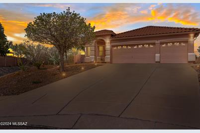 13465 N Big View Court, Oro Valley, AZ 85755 - Photo 1