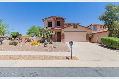 13016 N Salt Cedar Drive, Oro Valley, AZ 85755 - Photo 1