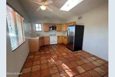 2622 E Edison Street, Tucson, AZ 85716 - Photo 1