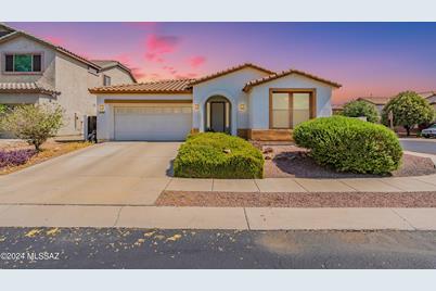 533 E Camino Agua Bonita, Sahuarita, AZ 85629 - Photo 1