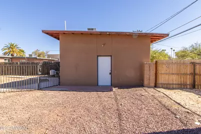 814 E Linden Street #B, Tucson, AZ 85719 - Photo 1