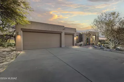 723 W Soaring Hawk Place, Oro Valley, AZ 85755 - Photo 1