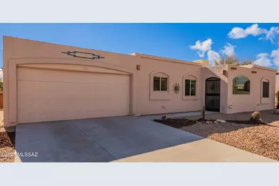 152 E Santa Rebecca Drive, Green Valley, AZ 85614 - Photo 1
