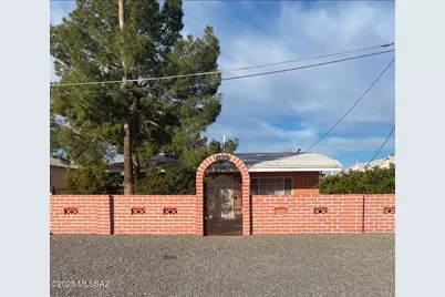 1410 S Tyndall Avenue, Tucson, AZ 85713 - Photo 1