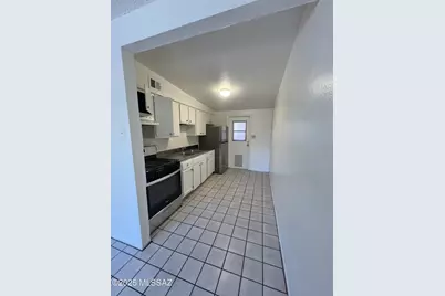 196 W Prince Road, Tucson, AZ 85705 - Photo 1