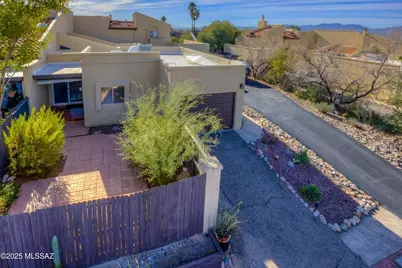 4425 W Pyracantha Drive, Tucson, AZ 85741 - Photo 1