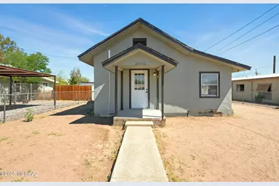 816 W 11th Street, Safford, AZ 85546 - Photo 1