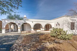 160 S La Canada Dr, Green Valley, AZ 85614 - Photo 1