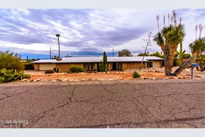 1312 E Thunderhead Circle, Tucson, AZ 85718 - Photo 1