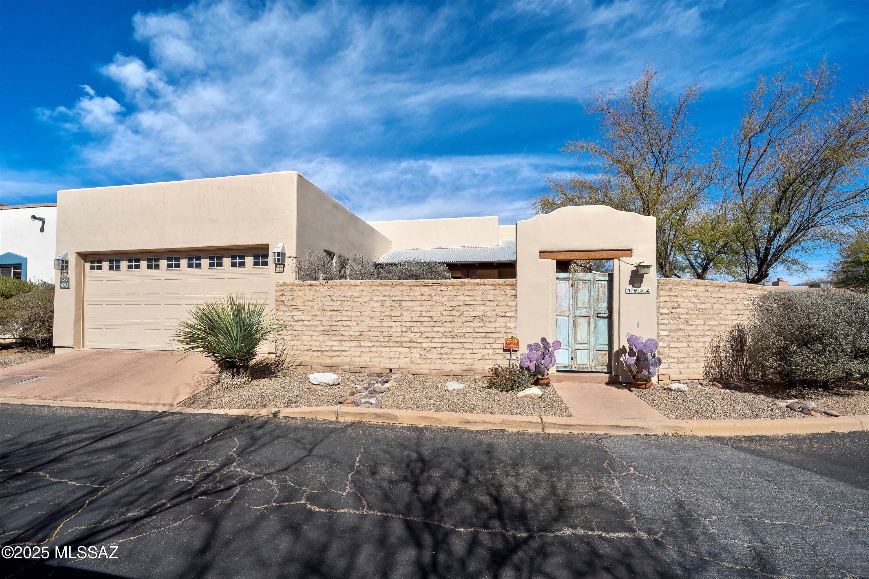4932 E Commissary Ct, Tucson, AZ 85712 - MLS 22505736 - Coldwell Banker