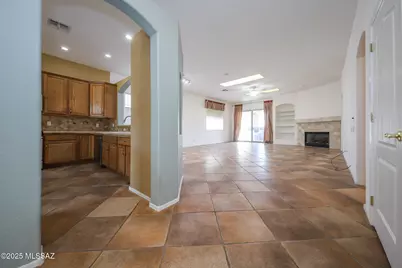 1268 S Desert Vista Drive, Tucson, AZ 85748 - Photo 1