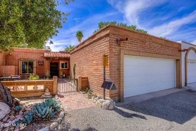 5790 N Placita Esplendora, Tucson, AZ 85718 - Photo 1