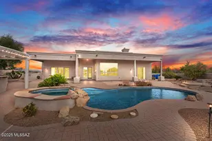 592 E Corte Pasadera Verde, Green Valley, AZ 85614 - Photo 1