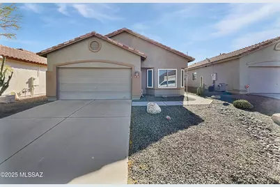 9736 N Sandy Valley Drive, Tucson, AZ 85743 - Photo 1