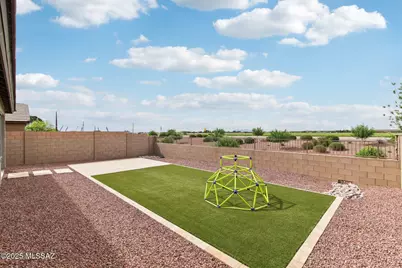 10938 W Whitton Street, Marana, AZ 85653 - Photo 1