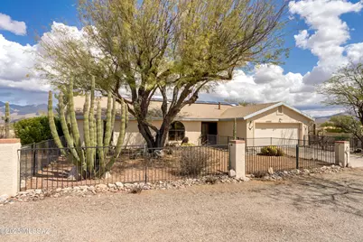 10200 E Hawk Hill Lane, Tucson, AZ 85749 - Photo 1