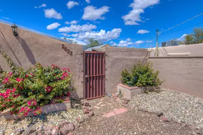 2625 E Prince Road, Tucson, AZ 85716 - Photo 1