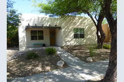 10413 E Roylstons Lane, Tucson, AZ 85747 - Photo 1
