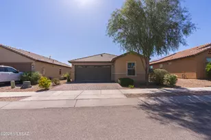 8839 N Hardy Preserve Loop, Tucson, AZ 85742 - Photo 1