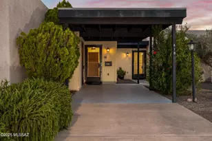 418 N Calle De Las Profetas, Green Valley, AZ 85614 - Photo 1