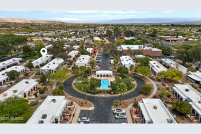 135 S Paseo Quinta #D, Green Valley, AZ 85614 - Photo 1