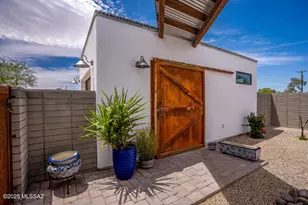 1105 S 7th Ave, Tucson, AZ 85701 - Photo 1