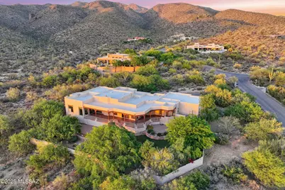 13461 E Sahuaro Sunset Road, Tucson, AZ 85749 - Photo 1