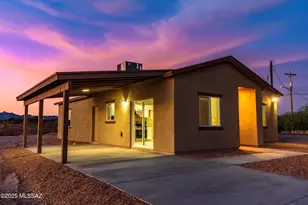 174 Via Casa, Rio Rico, AZ 85648 - Photo 1