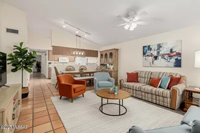 972 W Pinaleno Lane, Tucson, AZ 85704 - Photo 1