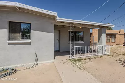 3668 S 9th Avenue, Tucson, AZ 85713 - Photo 1