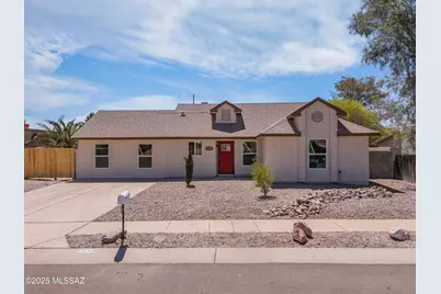 7112 S Haskins Drive, Tucson, AZ 85746 - Photo 1