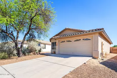 8945 N Velvet Mesquite Place, Tucson, AZ 85742 - Photo 1