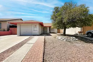 10084 E Bryonwood Ln, Tucson, AZ 85730 - Photo 1