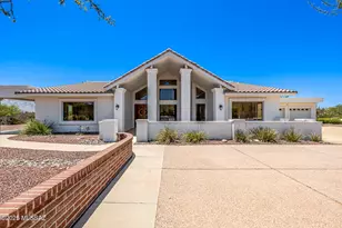 13601 N Piper Dr, Oro Valley, AZ 85755 - Photo 1