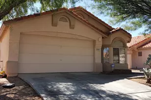 8980 E Marci Lynne Way, Tucson, AZ 85747 - Photo 1