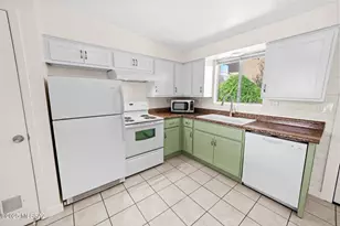 3043 E Blacklidge Dr, Tucson, AZ 85716 - Photo 1