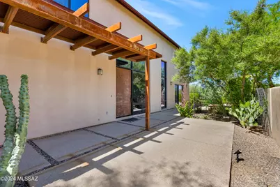 2807 N Corte Melodia, Tucson, AZ 85712 - Photo 1