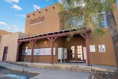 1810 E Blacklidge Drive #APT 911, Tucson, AZ 85719 - Photo 1