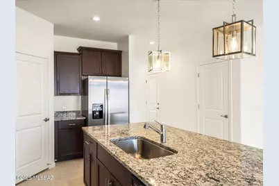 844 W Calle Las Varitas, Sahuarita, AZ 85629 - Photo 1